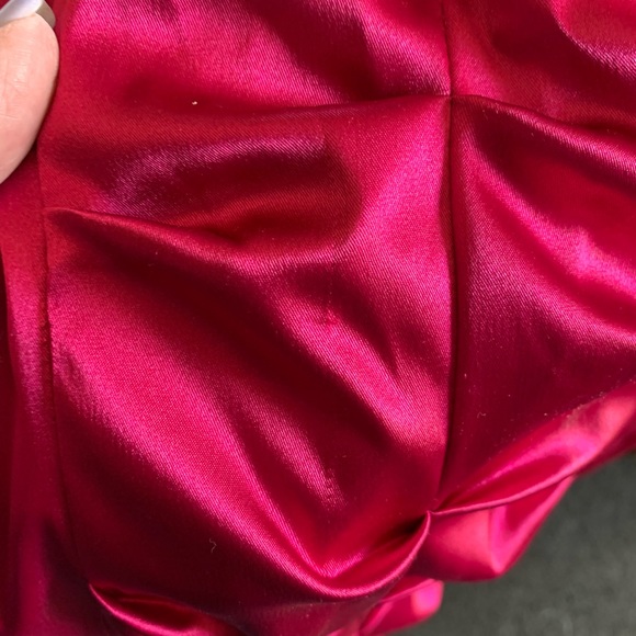 Strapless, Size 3/4 satin dress, dark pink, super adorable &  in great shape! - Picture 10 of 10